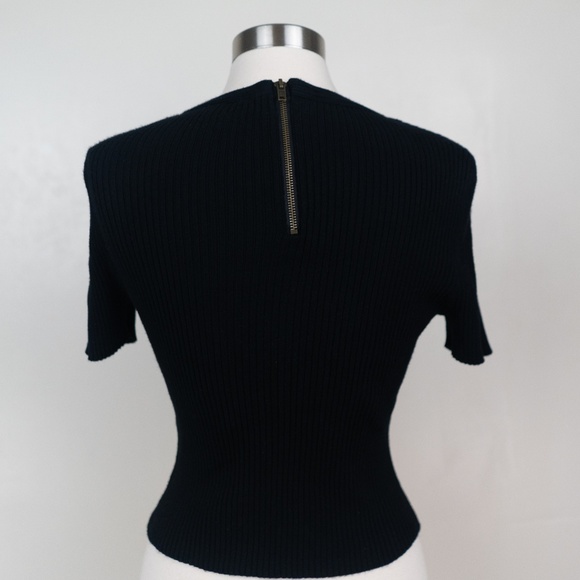 Hooked Up Black Stretch Crop Top - Picture 4 of 7